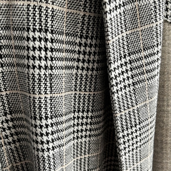 Max Studio Long Plaid Blazer Size L - Picture 3 of 4